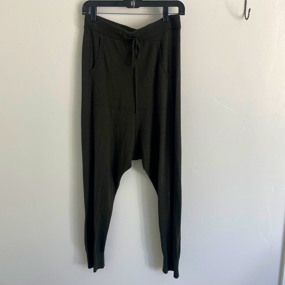 L.A.M.B sweater joggers. Size xs drawstring drop crotch